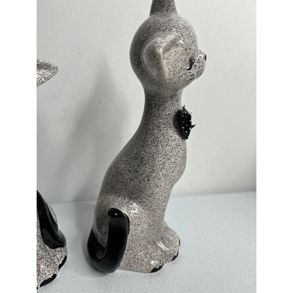 Vtg Pair Of Ceramic Speckled Siamese Cat W/ Bows‎ Statue Figure Set Of 2